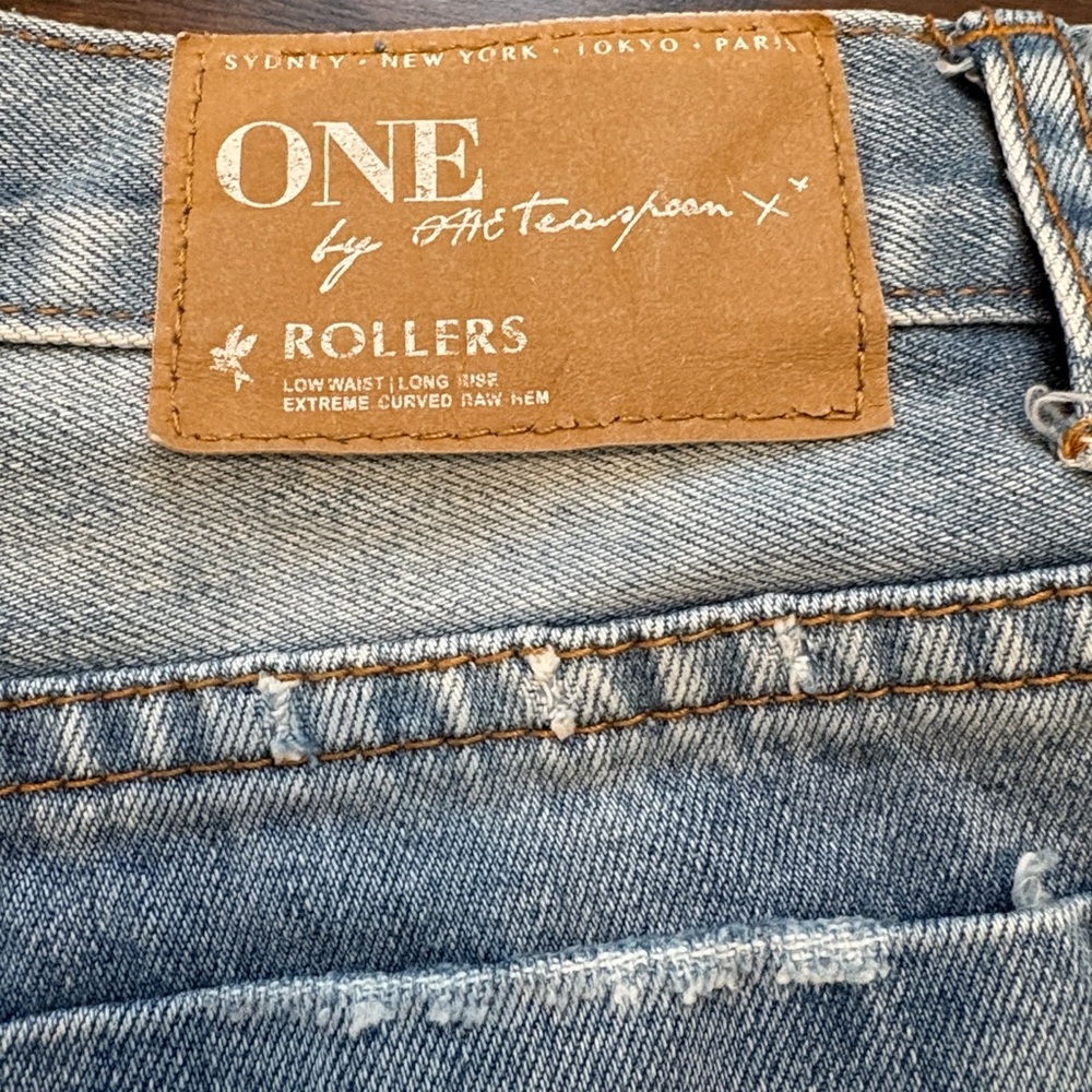 One Teaspoon Rollers Shorts Cut Offs Women's 28 Button Fly Distressed Light Wash - Picture 2 of 10